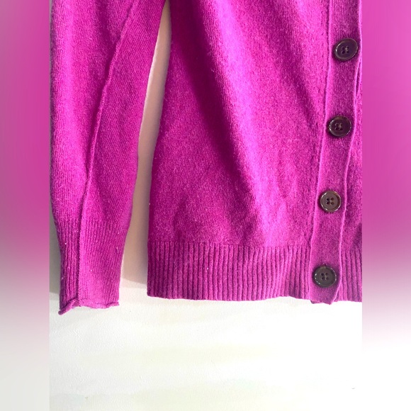 Banana Republic Pink Sweater - Picture 5 of 8